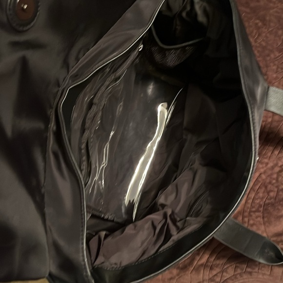 Fabletics The Grip Tote Duffel Gym/Travel Bag, Black, 20.5” x 11.5” x 6.5” - Picture 7 of 15